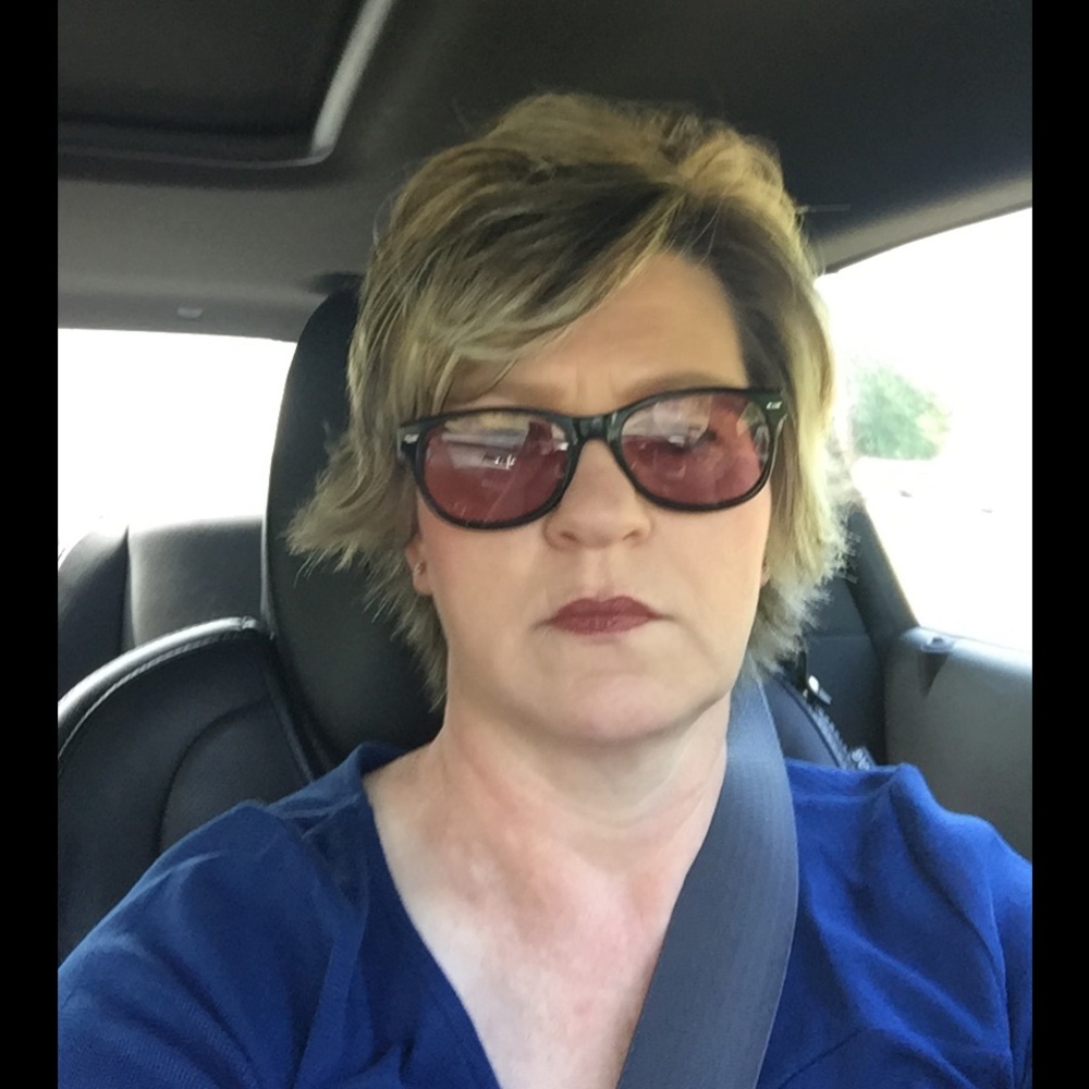 Meet your Posher, Lynn